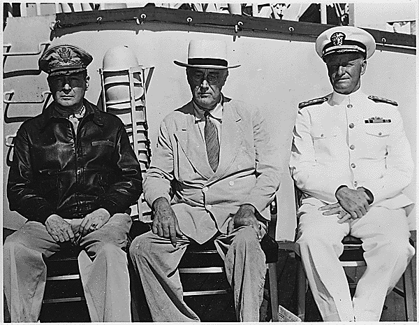 Franklin D. Roosevelt, General MacArthur, and Admiral Nimitz in Pearl Harbor, Hawaii. Courtesy: National Archives